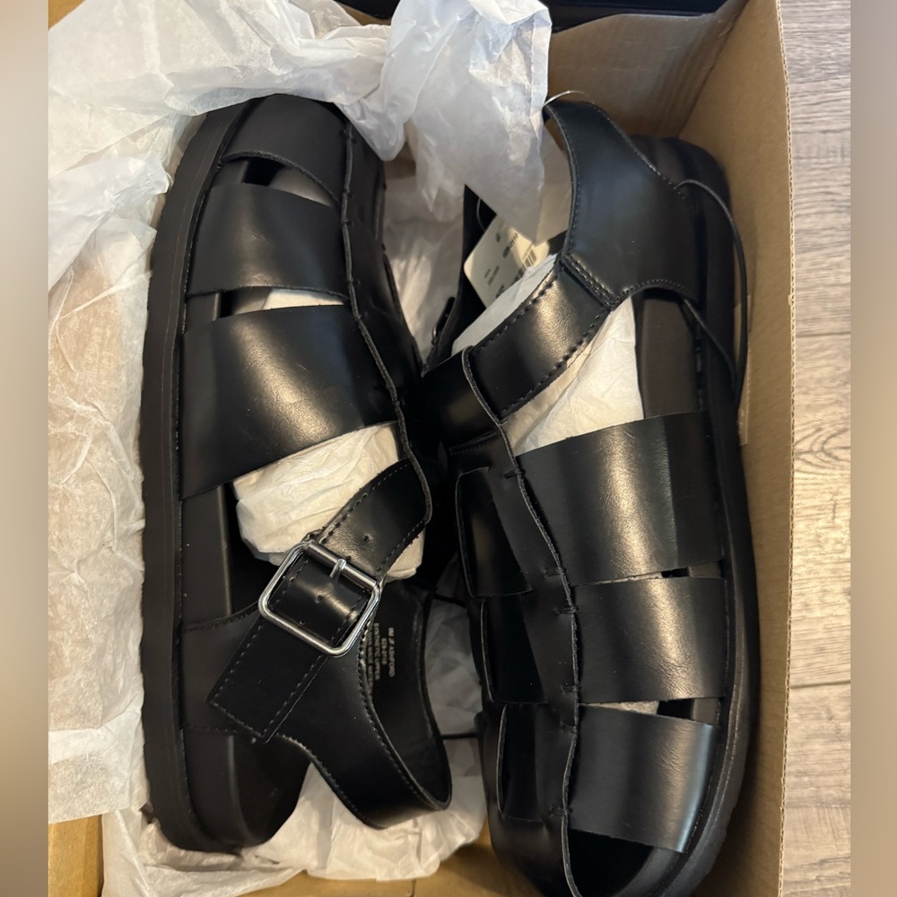 Men’s sandals